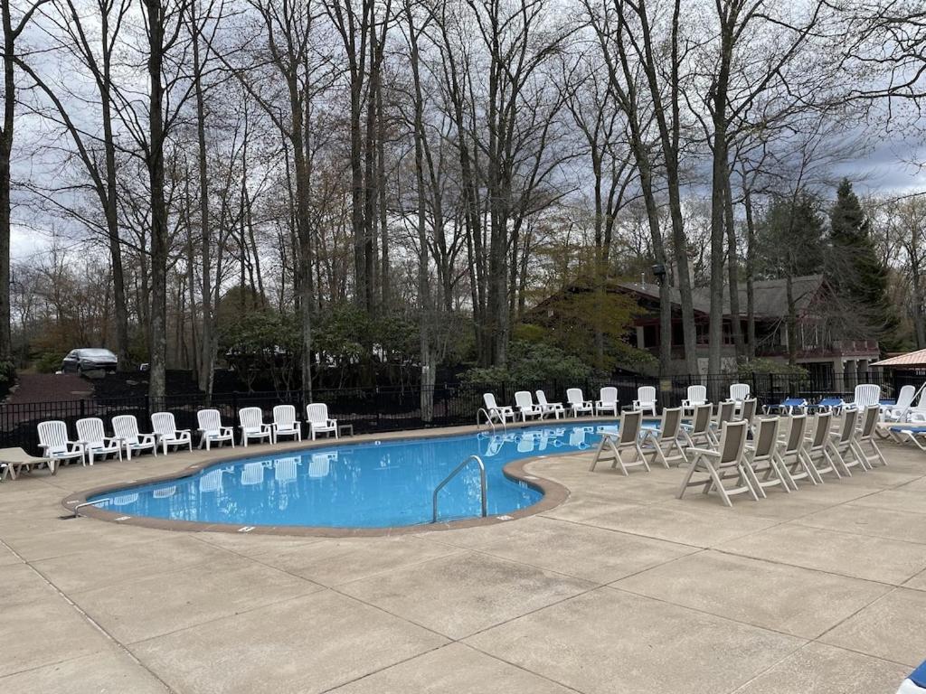Beautiful Lake Harmony Townhouse At Big Boulder Lake And Ski Area 외부 사진